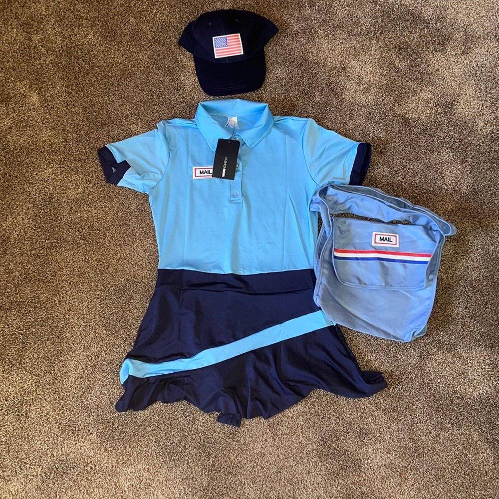 Mail-Girl Costume